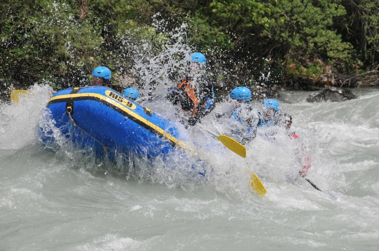 Готель Rafting Camp Encijan Фоча Екстер'єр фото