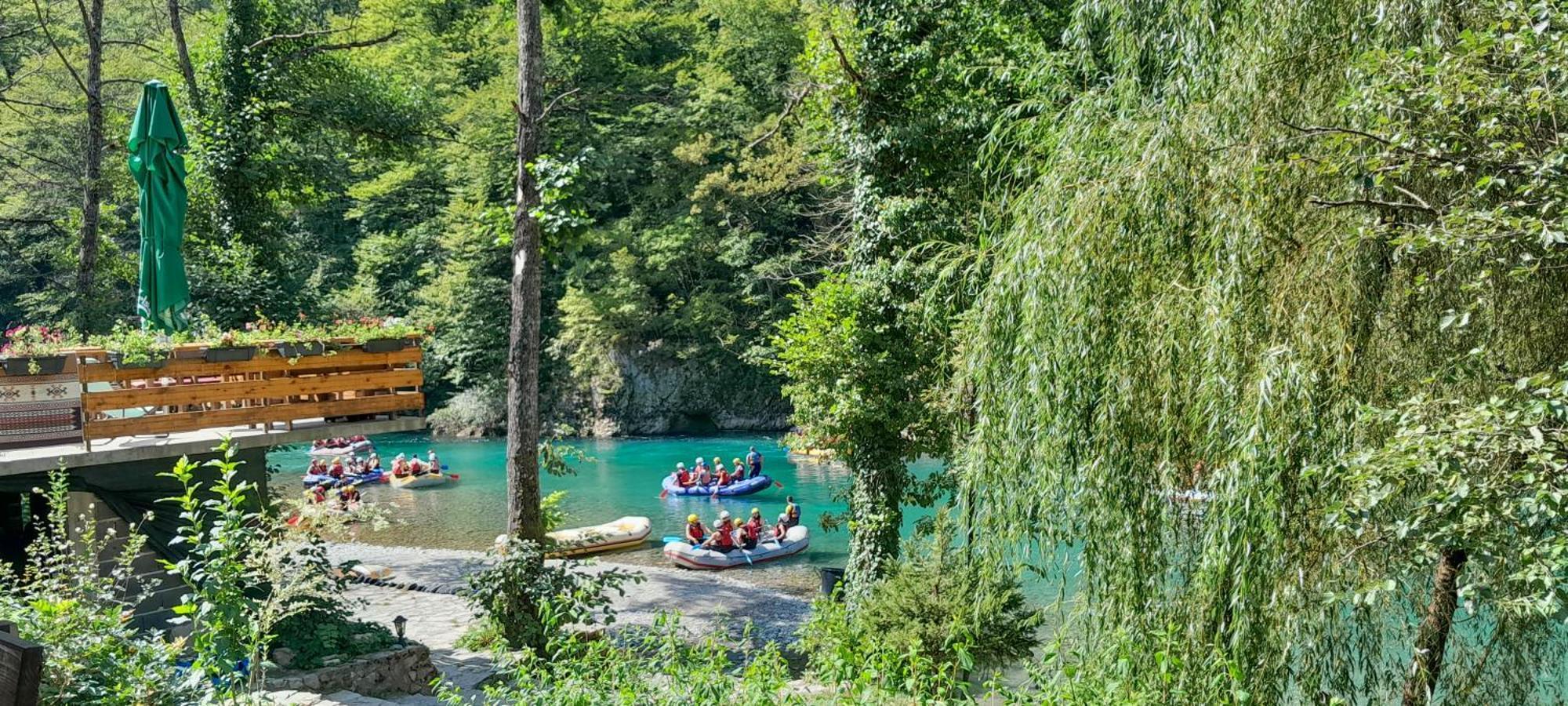 Готель Rafting Camp Encijan Фоча Екстер'єр фото