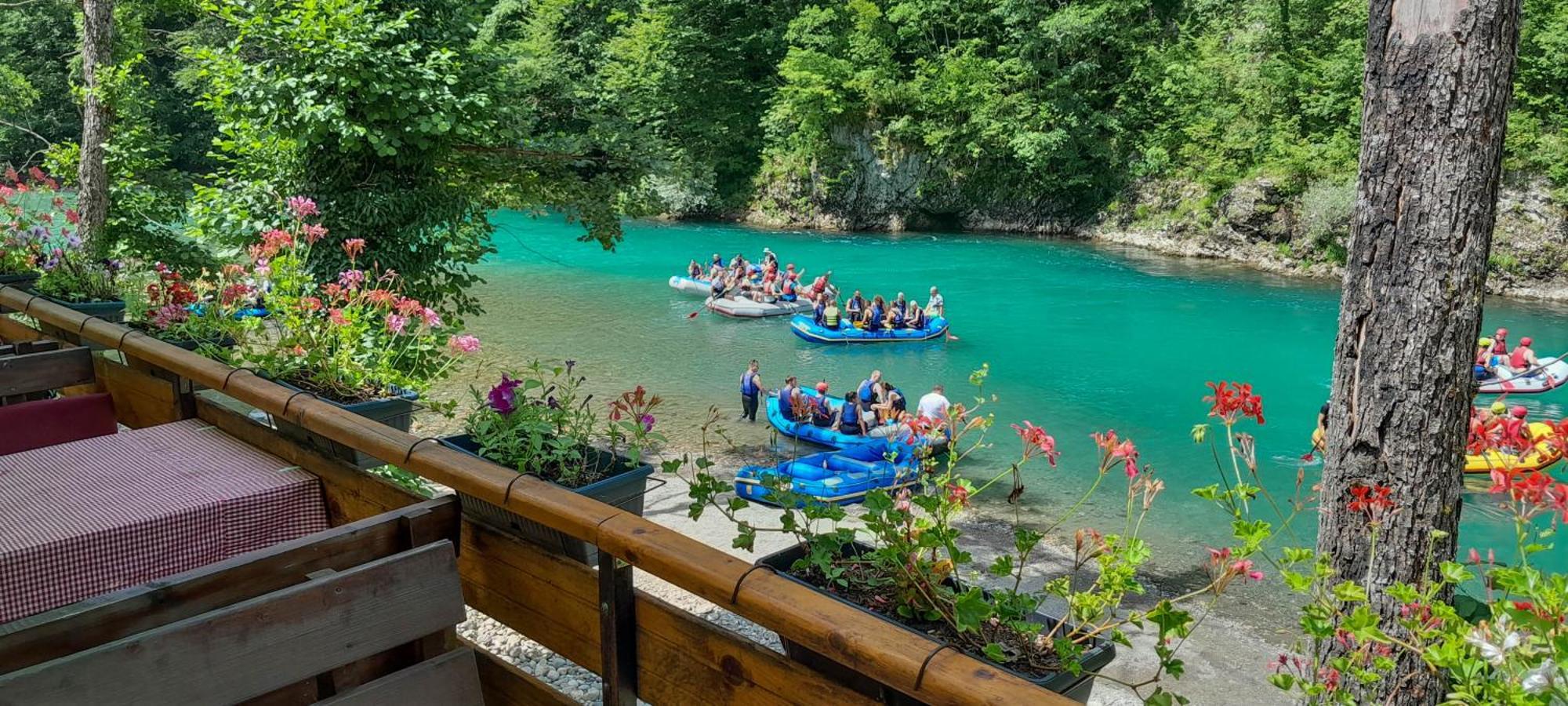 Готель Rafting Camp Encijan Фоча Екстер'єр фото