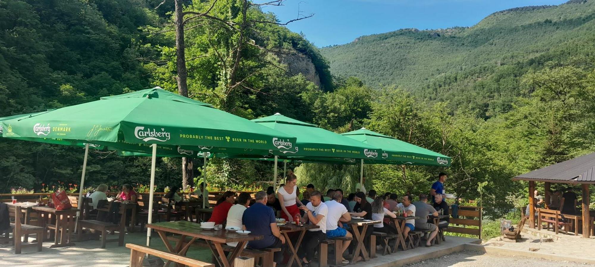 Готель Rafting Camp Encijan Фоча Екстер'єр фото