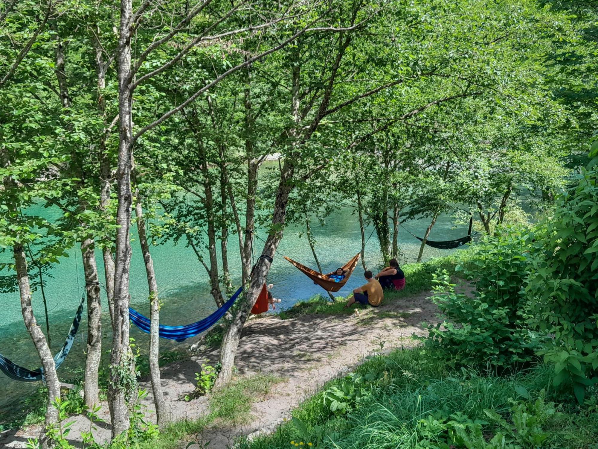 Готель Rafting Camp Encijan Фоча Екстер'єр фото