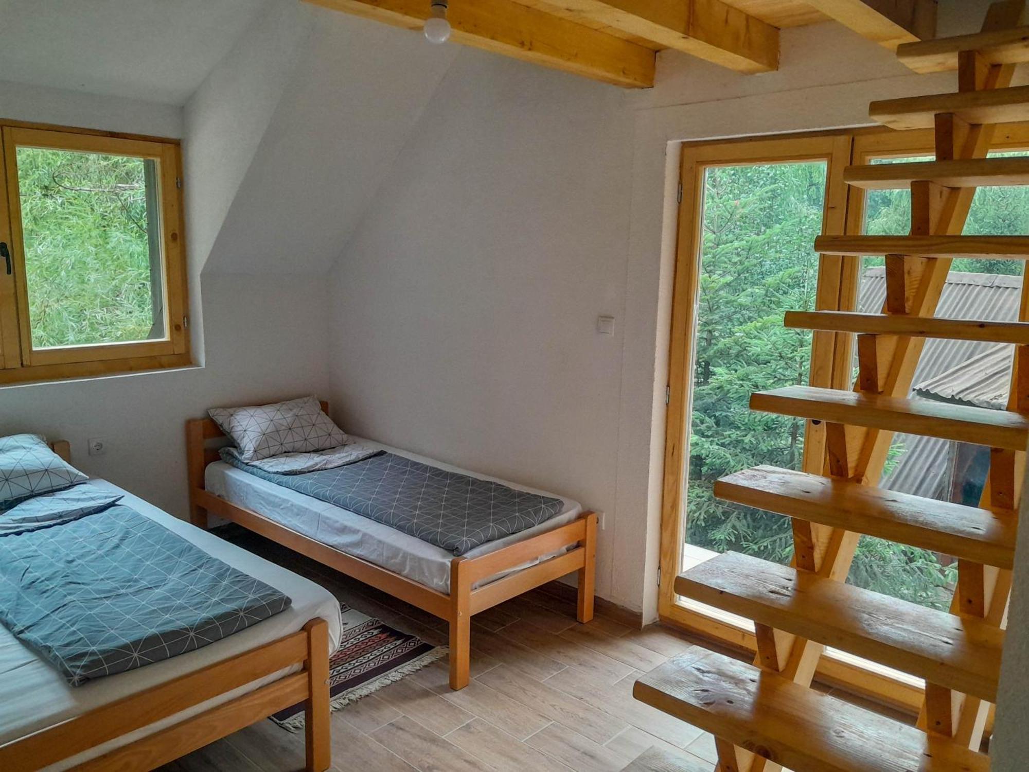 Готель Rafting Camp Encijan Фоча Екстер'єр фото