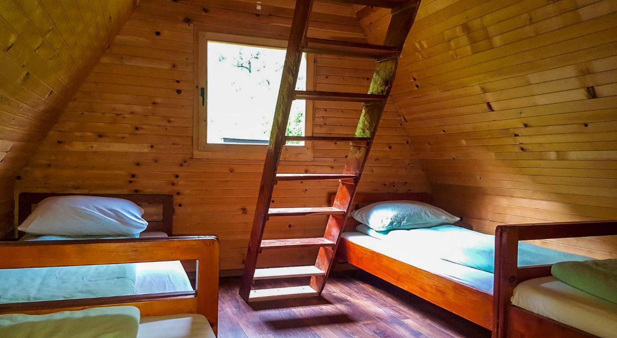Готель Rafting Camp Encijan Фоча Екстер'єр фото